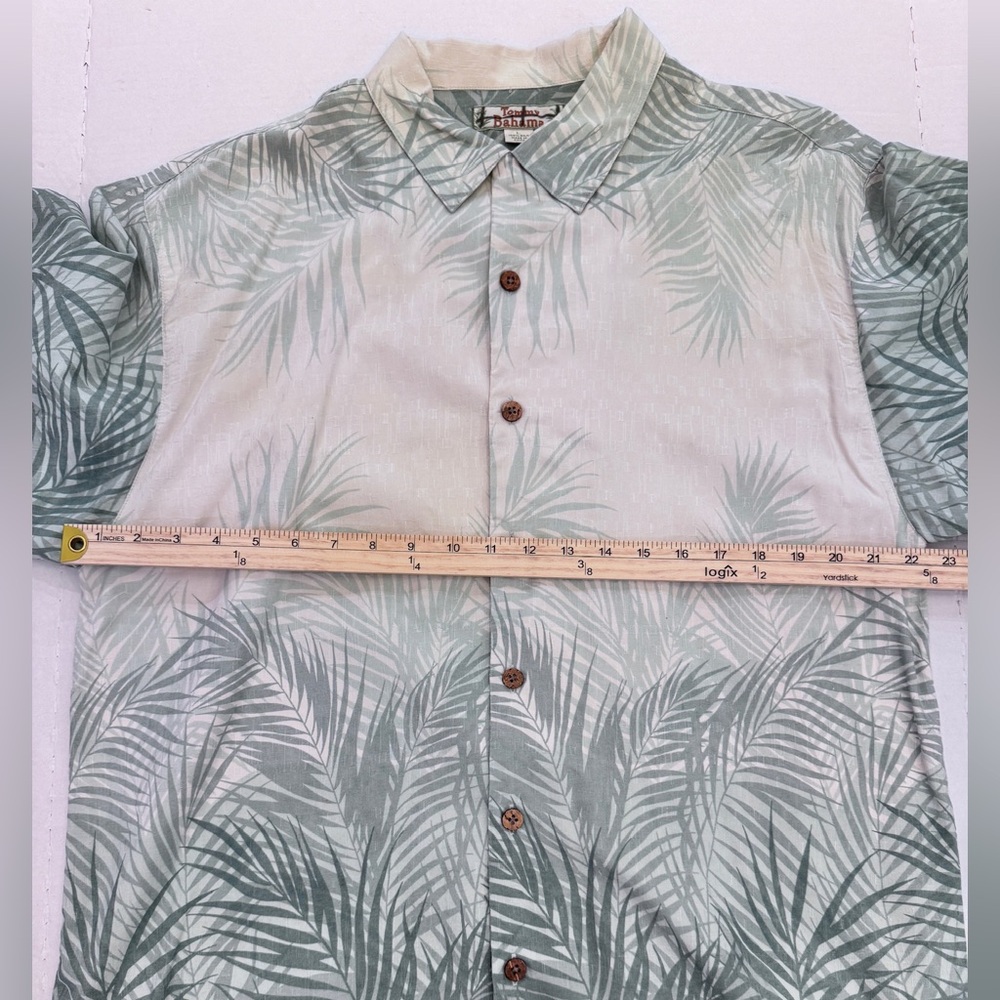 Tommy Bahama 100% Silk Hawaiian Shirt Button Tropical Floral Teal White - Picture 9 of 9